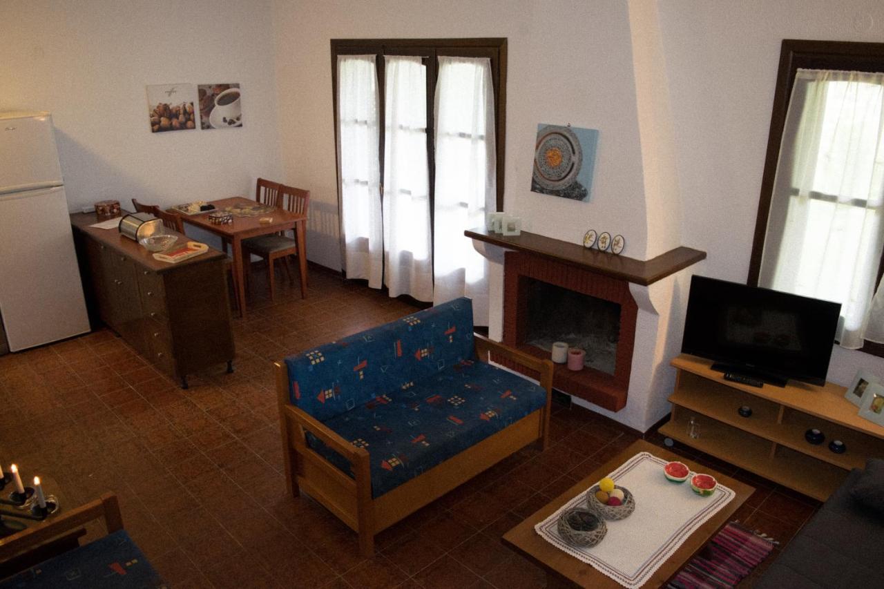 Mikiverna Houses By Miltiadis Kalyves Polygyrou Dış mekan fotoğraf